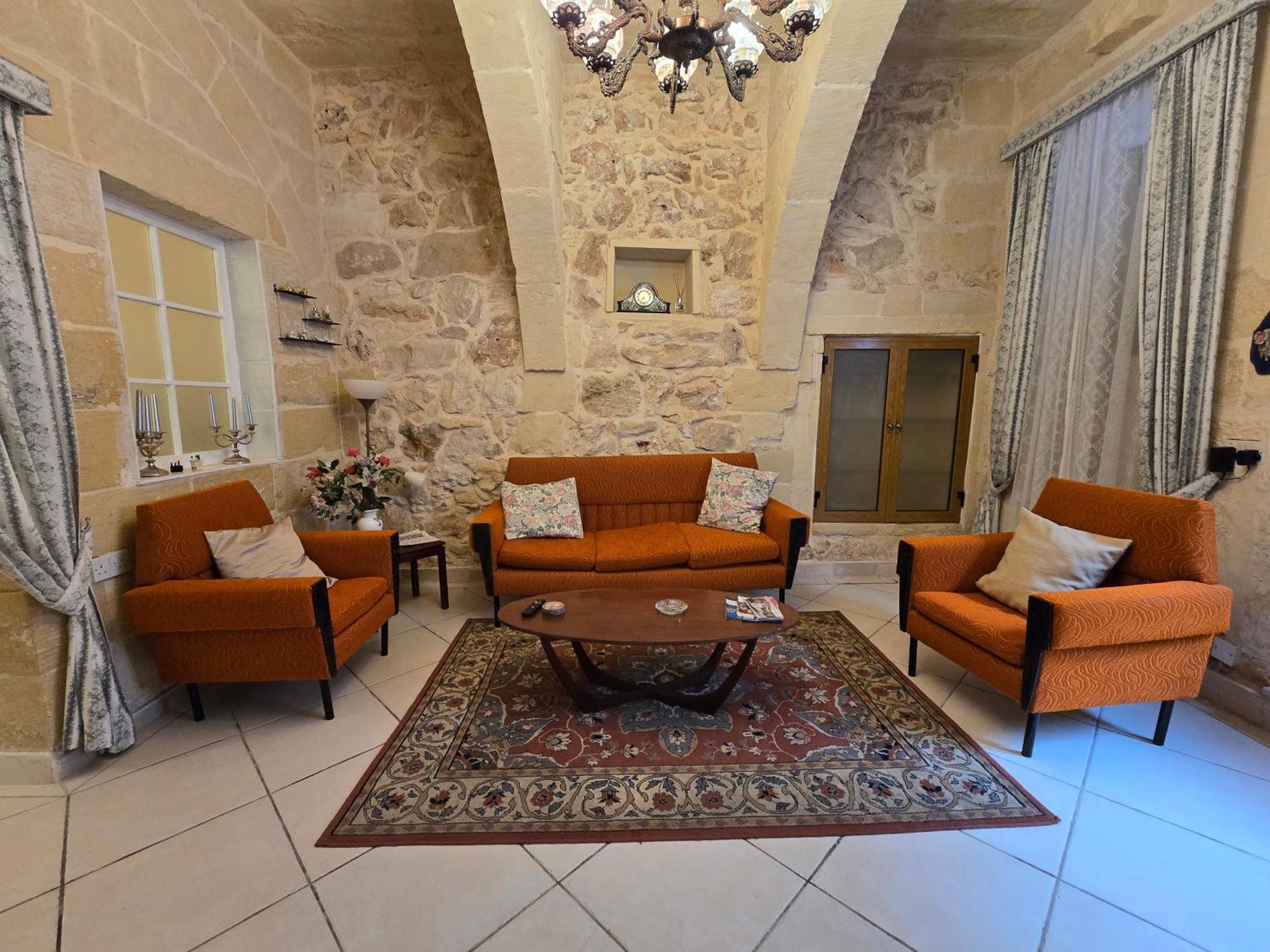 Apartamento Charming Rustic Getaway In Xaghra, Gozo.